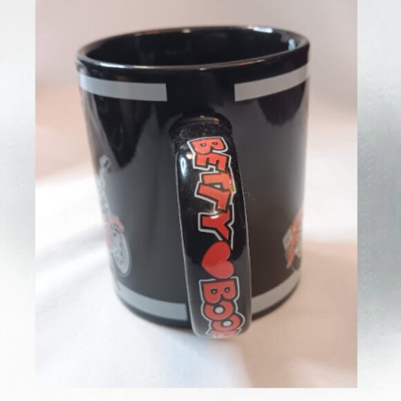 Betty Boop Biker coffee mug - Picture 5 of 7